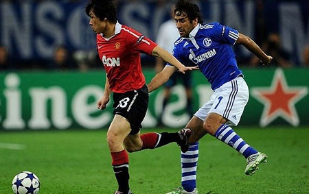 MU - Schalke: “Tập dượt” cho Wembley - 1 MU - Schalke: “Tập dượt” cho Wembley - 1