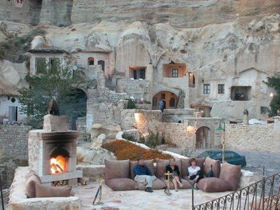 Khách sạn 5 sao... trong hang - 2