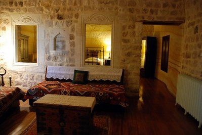 Khách sạn 5 sao... trong hang - 9