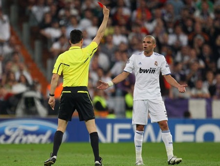 Messi tỏa sáng, Barca hạ Real Madrid tại Bernabeu - 2