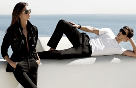 Ảnh quảng cáo lôi cuốn của Calvin Klein - 14 Ảnh quảng cáo lôi cuốn của Calvin Klein - 14