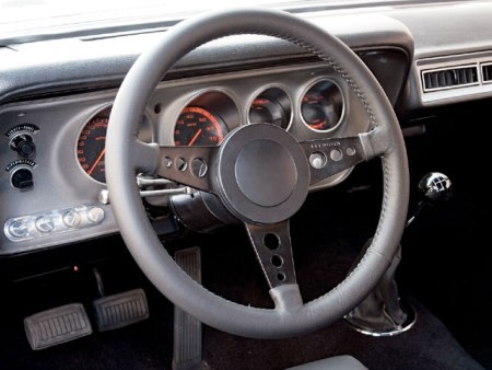 Vô-lăng ô tô bẩn hơn bệ bồn cầu - 1