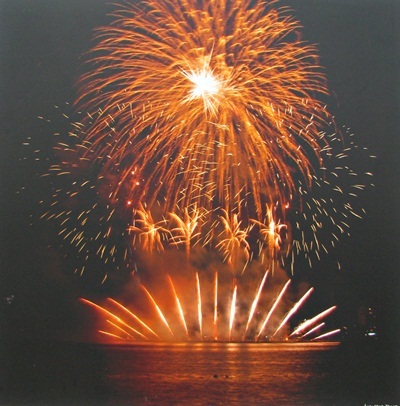 Nhìn lại những khoảnh khắc đẹp của lễ hội pháo hoa quốc tế 2010 - 9