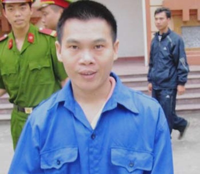 Kẻ đâm chết vợ và em vợ tại bến đò lĩnh án tử hình - 1