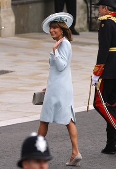 Nườm nượp khách mời tới đám cưới hoàng gia - 14