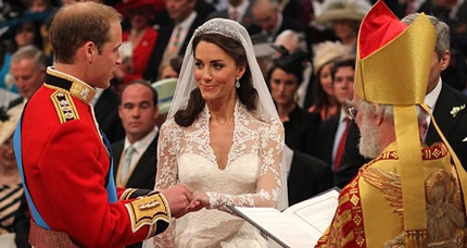 Ngắm cô dâu Kate Middleton rạng ngời trong ngày trọng đại - 15