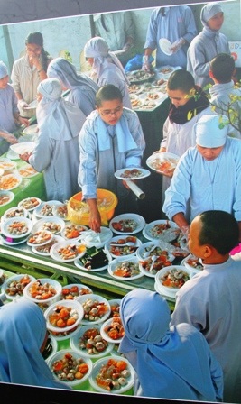 “Bếp quê vườn Việt” - Hấp dẫn món ăn vỉa hè - 4