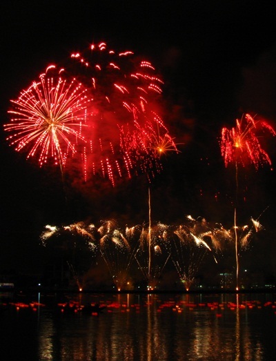 Lộng lẫy sông Hàn, say đắm lòng người - 4