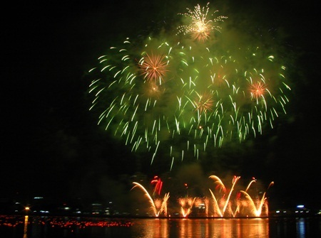 Lộng lẫy sông Hàn, say đắm lòng người - 21