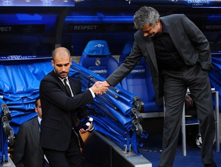 Những trò hề ở đại chiến Real-Barca tại Bernabeu - 10 Những trò hề ở đại chiến Real-Barca tại Bernabeu - 10
