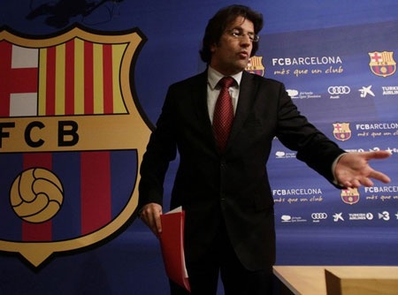 Những trò hề ở đại chiến Real-Barca tại Bernabeu - 11 Những trò hề ở đại chiến Real-Barca tại Bernabeu - 11