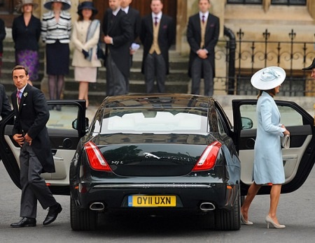 “Điểm danh” xe chở khách mời tại đám cưới Hoàng gia Anh - 3 “Điểm danh” xe chở khách mời tại đám cưới Hoàng gia Anh - 3