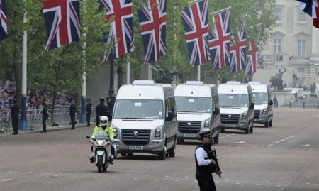 “Điểm danh” xe chở khách mời tại đám cưới Hoàng gia Anh - 8 “Điểm danh” xe chở khách mời tại đám cưới Hoàng gia Anh - 8