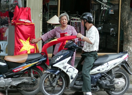 Thủ đô hân hoan ngày thống nhất non sông - 1 Thủ đô hân hoan ngày thống nhất non sông - 1