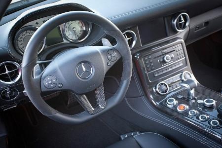 Chiêm ngưỡng siêu xe SLS AMG độ đen tuyền - 8 Chiêm ngưỡng siêu xe SLS AMG độ đen tuyền - 8