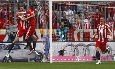 Dortmund chính thức đăng quang Bundesliga 2010/11 - 3 Dortmund chính thức đăng quang Bundesliga 2010/11 - 3