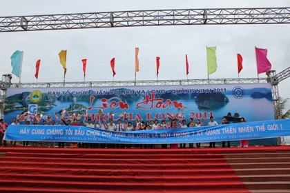 Bầu chọn Vịnh Hạ Long trở thành kỳ quan thiên nhiên thế giới mới - 2