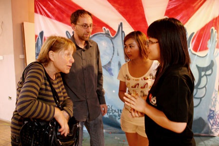 Rực rỡ sắc màu graffiti - 12