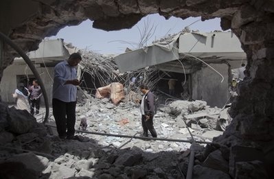 Đại sứ quán Anh, Italia tại Libya bị tấn công - 1 Đại sứ quán Anh, Italia tại Libya bị tấn công - 1