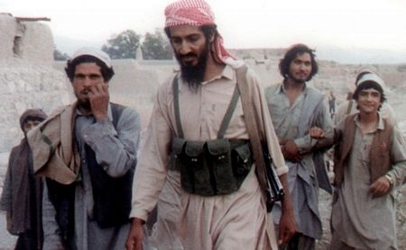 Cuộc đời Osama bin Laden qua ảnh - 2