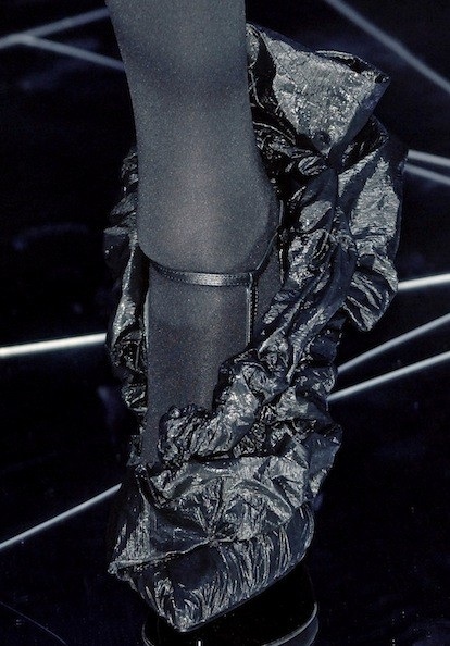 Những mẫu giày kỳ dị của Alexander McQueen - 13