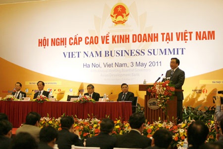 ADB: Việt Nam có tiềm năng để thoát “bẫy thu nhập trung bình” - 1 ADB: Việt Nam có tiềm năng để thoát “bẫy thu nhập trung bình” - 1