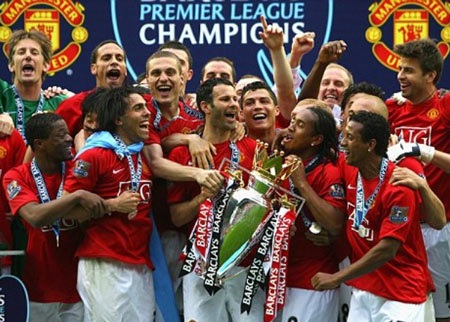 Những cuộc đua “nghẹt thở” tới phút chót ở Premier League - 4