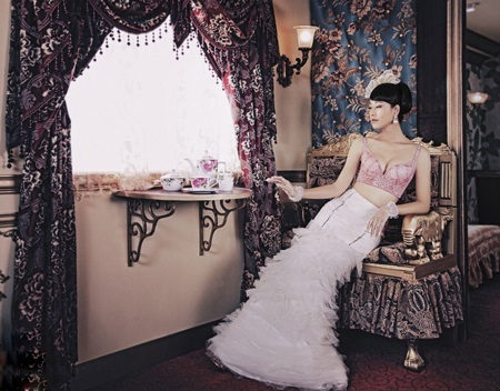 Châu Hải Mỵ: 45 tuổi vẫn thích chụp ảnh gợi cảm - 2