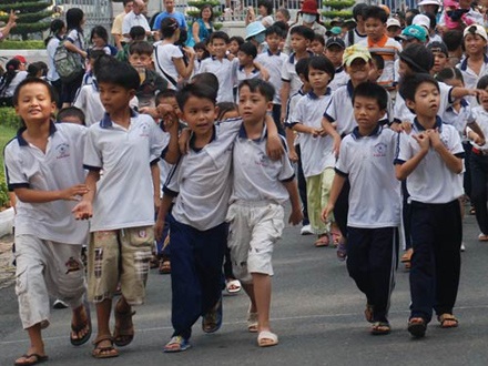 Giáo dục kỹ năng sống: Nơi hào hứng, nơi kêu khó - 1 Giáo dục kỹ năng sống: Nơi hào hứng, nơi kêu khó - 1