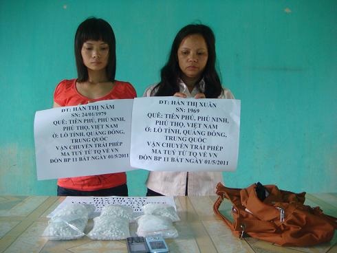 Hai chị em ruột vận chuyển 6.000 viên ma túy qua biên giới - 1