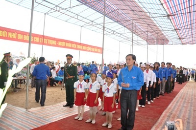 An táng hài cốt anh hùng Lý Tự Trọng tại quê hương - 4 An táng hài cốt anh hùng Lý Tự Trọng tại quê hương - 4