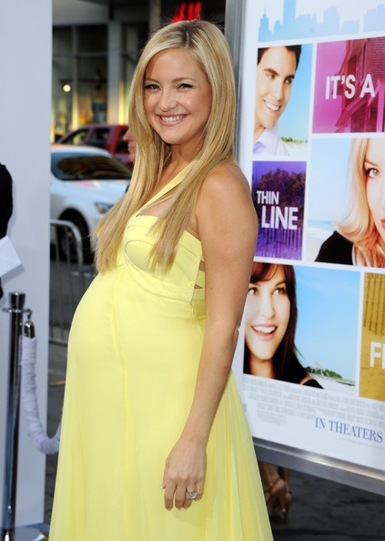 Kate Hudson rực rỡ váy vàng - 8 Kate Hudson rực rỡ váy vàng - 8