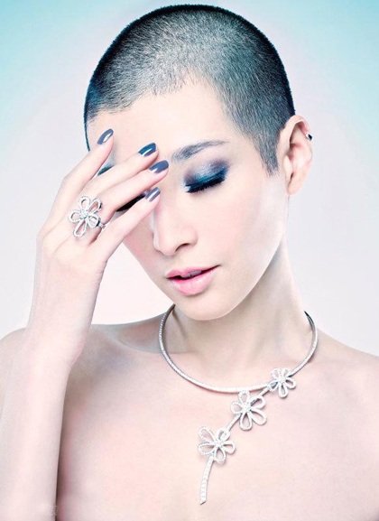 Ngô Bội Từ xuống tóc và chụp ảnh “nude”? - 2