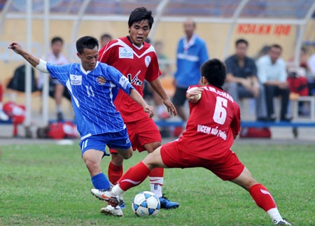 “Giải V-League không có tình trạng nhường điểm, móc ngoặc” - 1 “Giải V-League không có tình trạng nhường điểm, móc ngoặc” - 1