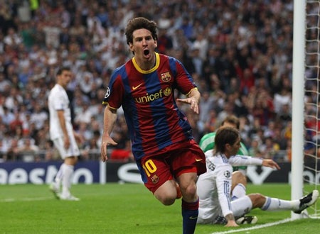 Nhìn lại 4 trận “siêu kinh điển” trong 18 ngày - 3