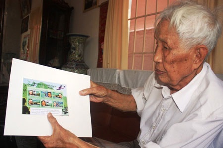 Bác sĩ 92 tuổi và bộ sưu tập tem về chiến thắng Điện Biên Phủ - 1 Bác sĩ 92 tuổi và bộ sưu tập tem về chiến thắng Điện Biên Phủ - 1