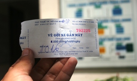Mập mờ tấm vé gửi xe - 2 Mập mờ tấm vé gửi xe - 2
