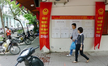 Hai tuần trước ngày bầu cử - 4