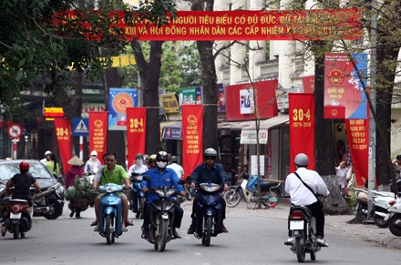 Hai tuần trước ngày bầu cử - 13