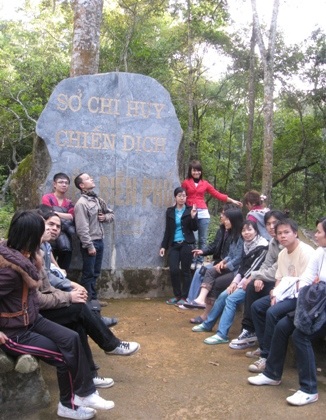 Vượt núi đèo Tây Bắc thăm “chảo lửa” Điện Biên - 6