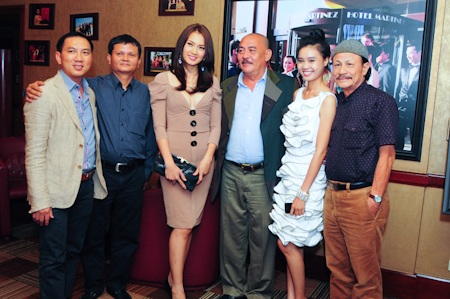 Thanh Hằng, Anh Thư dự liên hoan phim Cannes - 1 Thanh Hằng, Anh Thư dự liên hoan phim Cannes - 1