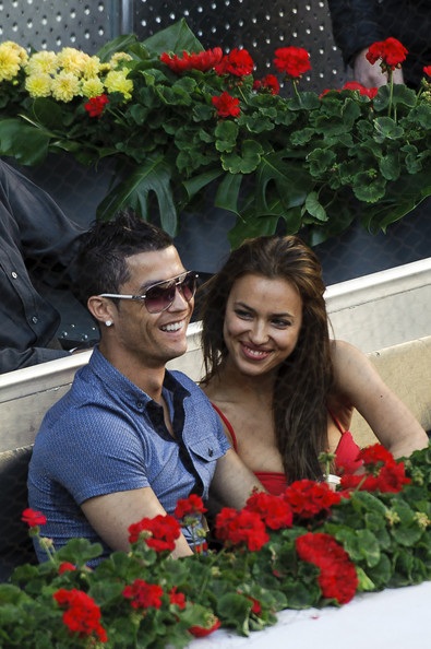 Irina Shayk - Cristiano Ronaldo tình tứ khi đi xem tennis - 1 Irina Shayk - Cristiano Ronaldo tình tứ khi đi xem tennis - 1