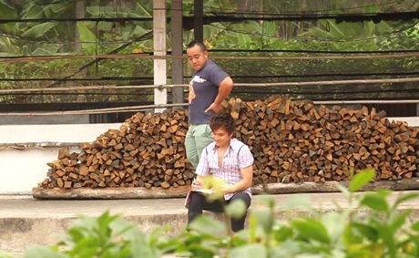Lâm Chấn Huy tấu hài cùng Hiếu Hiền - 2 Lâm Chấn Huy tấu hài cùng Hiếu Hiền - 2