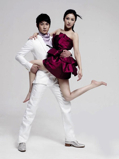 Khoảnh khắc ngọt ngào của vợ chồng Lục Nghị - 9 Khoảnh khắc ngọt ngào của vợ chồng Lục Nghị - 9