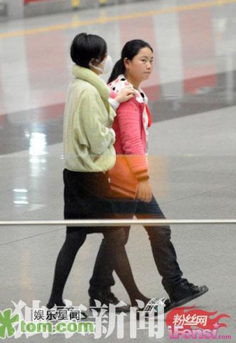 Tôn Lệ mang bầu ba tháng  - 3