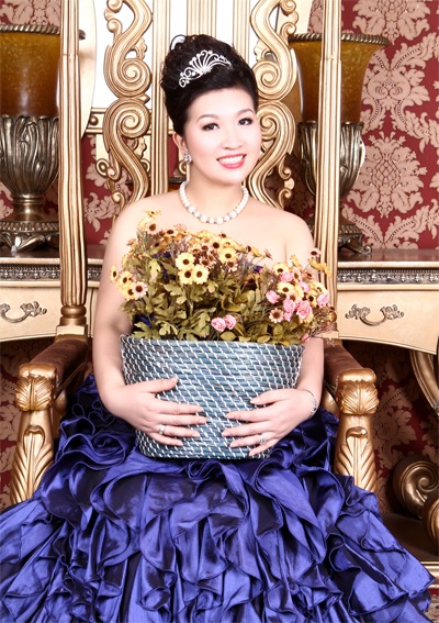 Hé lộ những cảnh quay “riêng tư” về ca sĩ Hoàng Dung - 3 Hé lộ những cảnh quay “riêng tư” về ca sĩ Hoàng Dung - 3