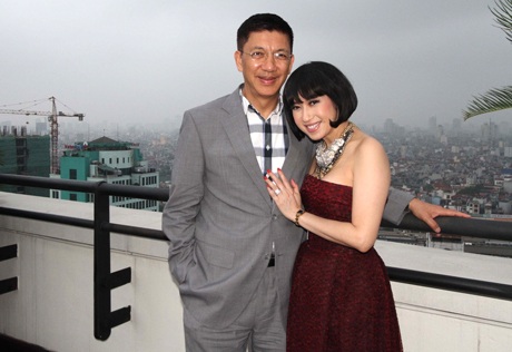 Nữ ca sĩ hải ngoại Ý Lan cùng chồng về nước biểu diễn - 3