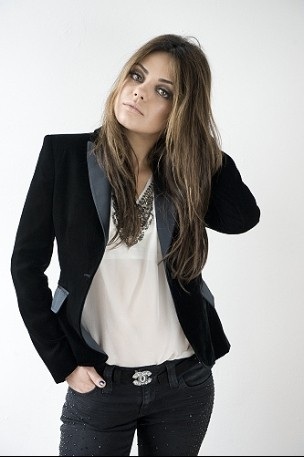 Vẻ đẹp “lơ đễnh” của Mila Kunis - 12 Vẻ đẹp “lơ đễnh” của Mila Kunis - 12