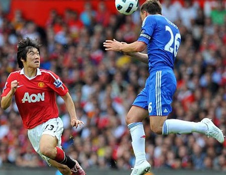 Những khoảnh khắc ấn tượng vòng 36 Premier League - 15