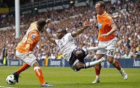 Những khoảnh khắc ấn tượng vòng 36 Premier League - 8